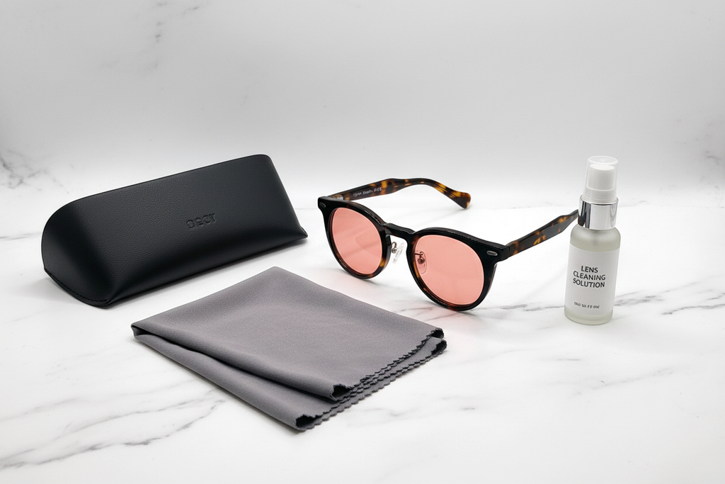 Glasses with accessories